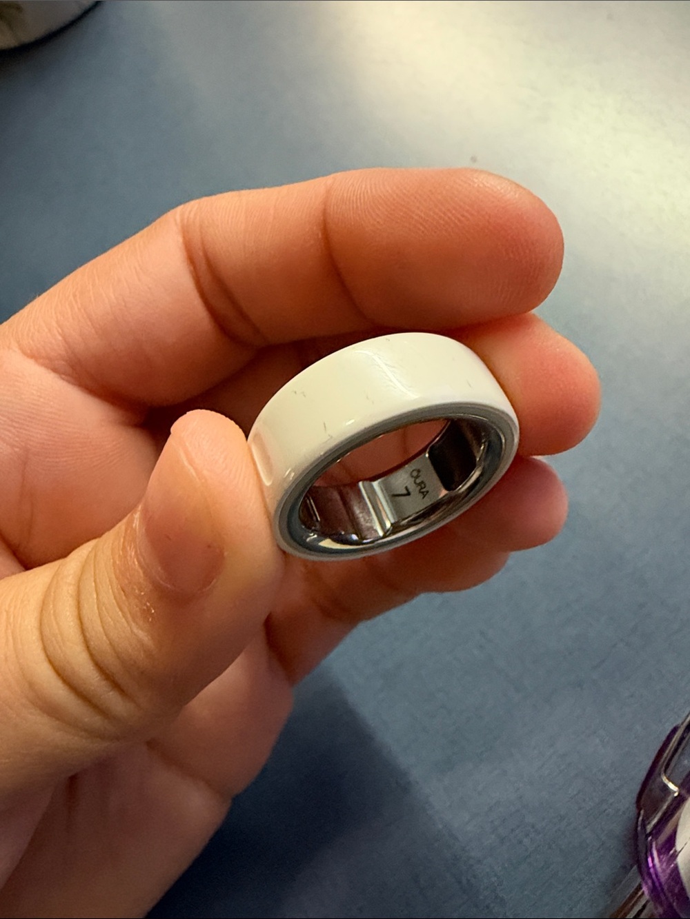 CERAMIC WHITE OURA RING SIZE 7 GEN 4 - Picture 4 of 4